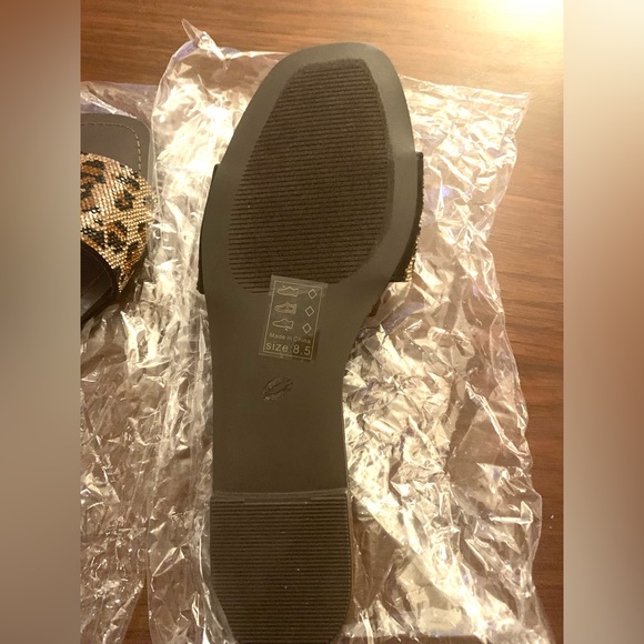 Shoe Republic LA Alise Leopard Womens sandals size 8.5 - Picture 3 of 7